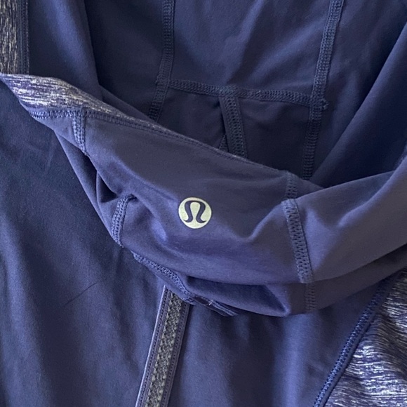 Lululemon size 6 light hoodie - Picture 9 of 13